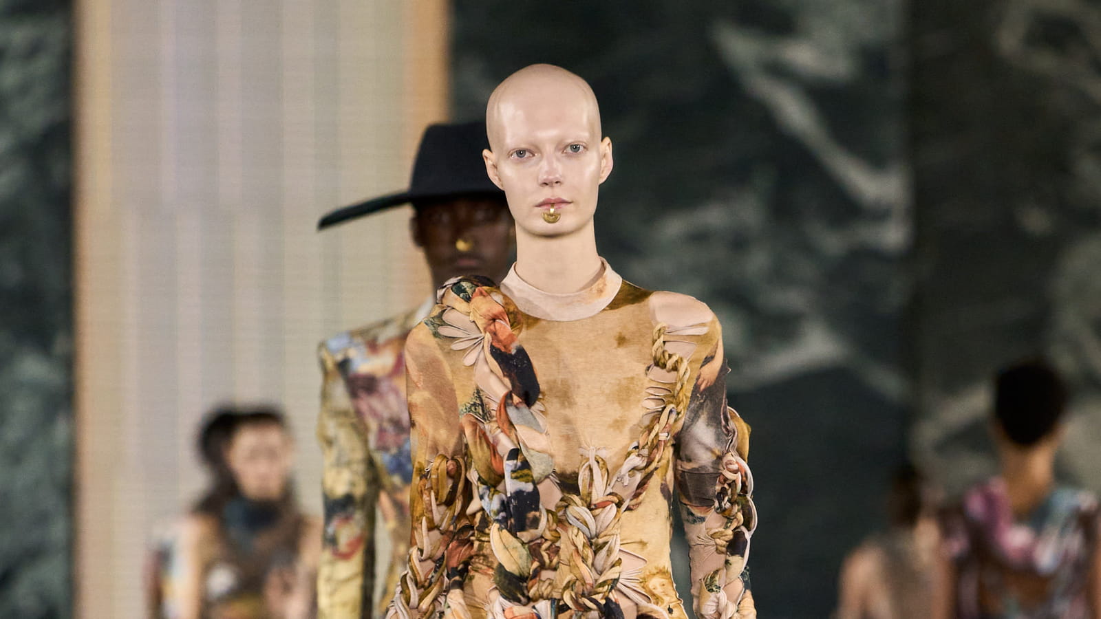 Look 54