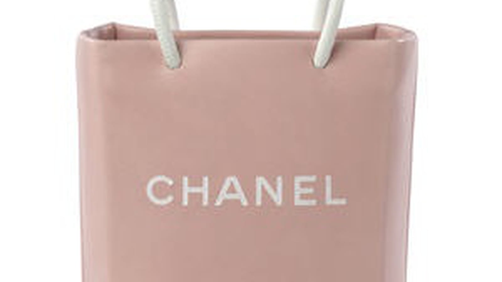 Le petit sac "signé 31, rue Cambon" en veau rose pale de Chanel