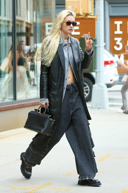 Gigi Hadid au d&eacute;fil&eacute; Tom Ford