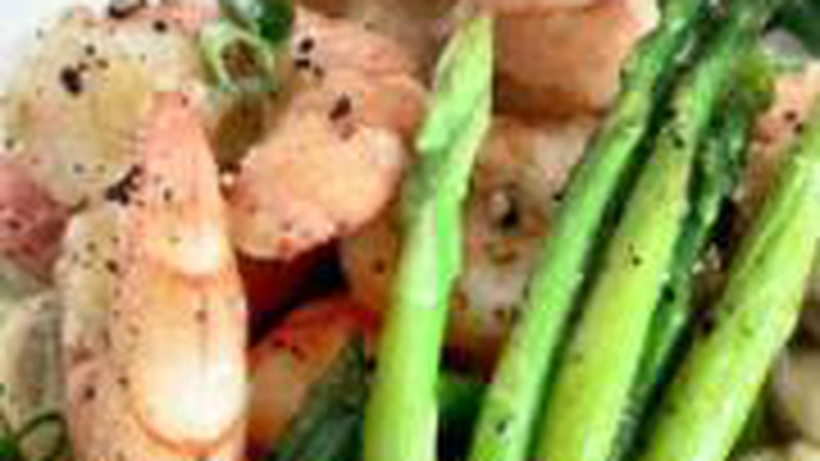 Crevettes aux asperges vertes et nouilles de riz