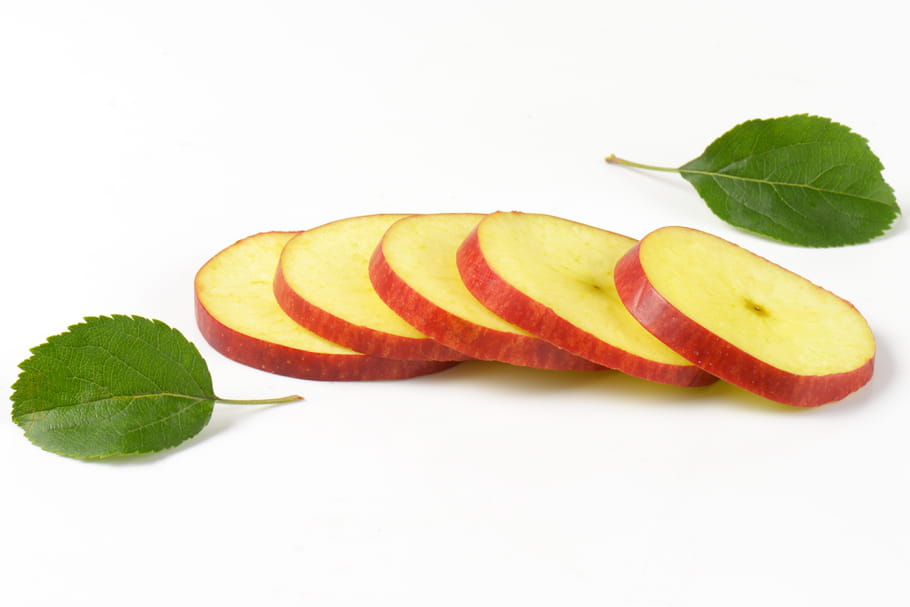 Comment tailler des pommes en rondelles sans emporte-pièce ?