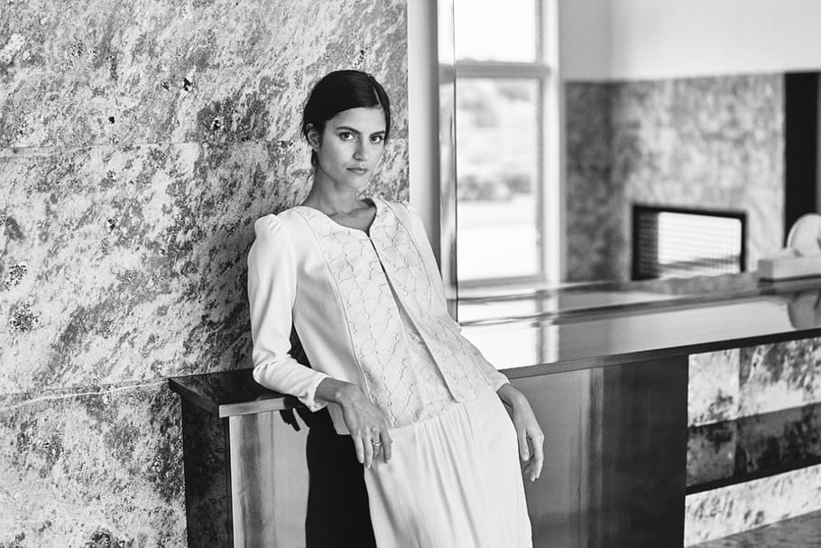 Comment réchauffer sa robe de mariée avec style ?