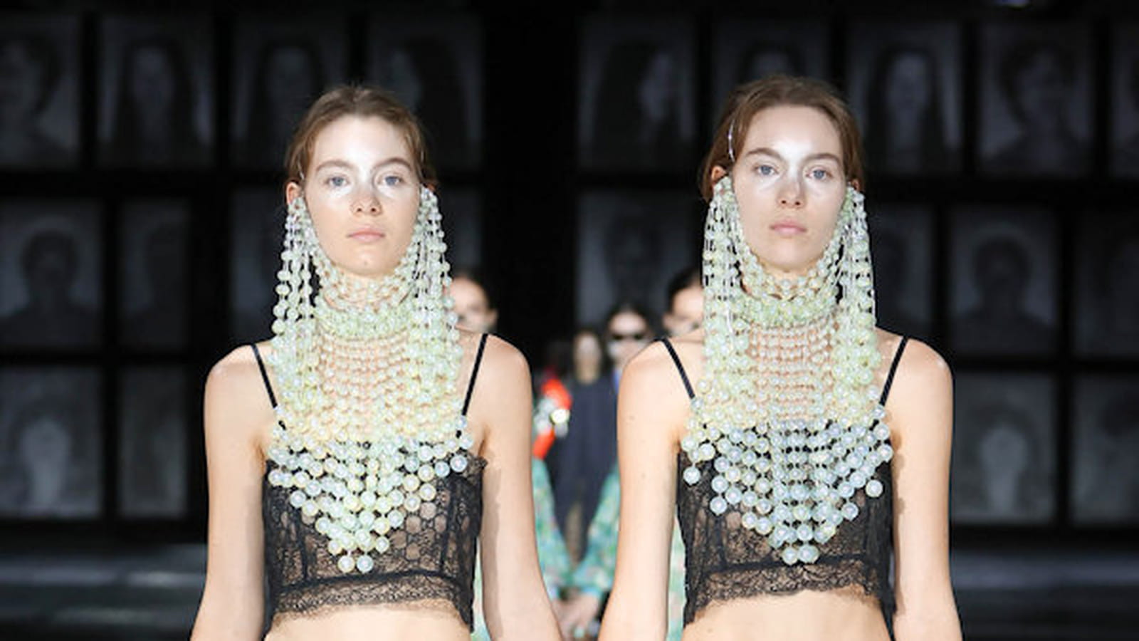 Look 23