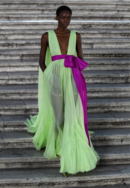 Look 70&nbsp;du d&eacute;fil&eacute; Valentino