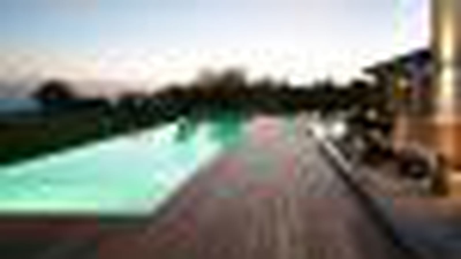 Piscine Bien-Etre / Balnéo : Or