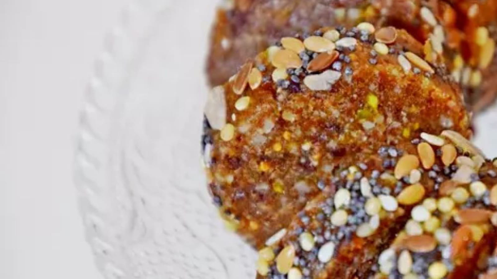 Tranches d'énergie aux dattes, figues, amandes, noix de cajou, vegan