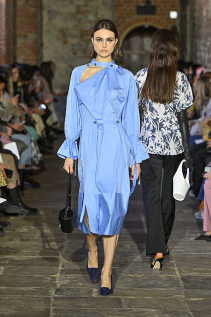 D&eacute;fil&eacute; Eudon Choi automne-hiver 2022-2023