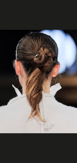 Le chignon queue-de-cheval