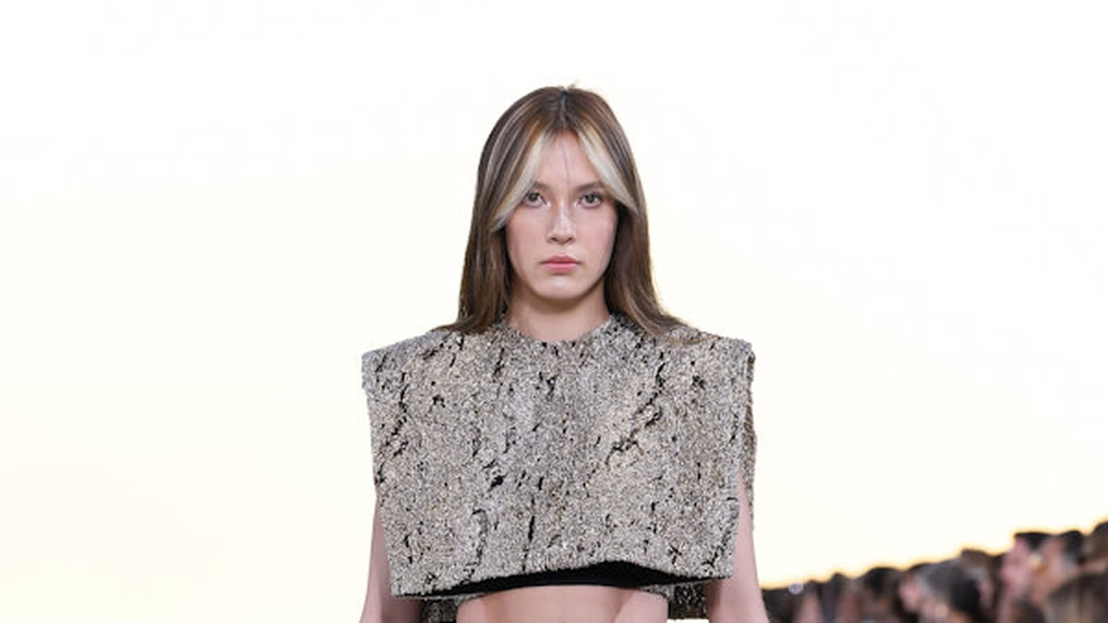 Look 4