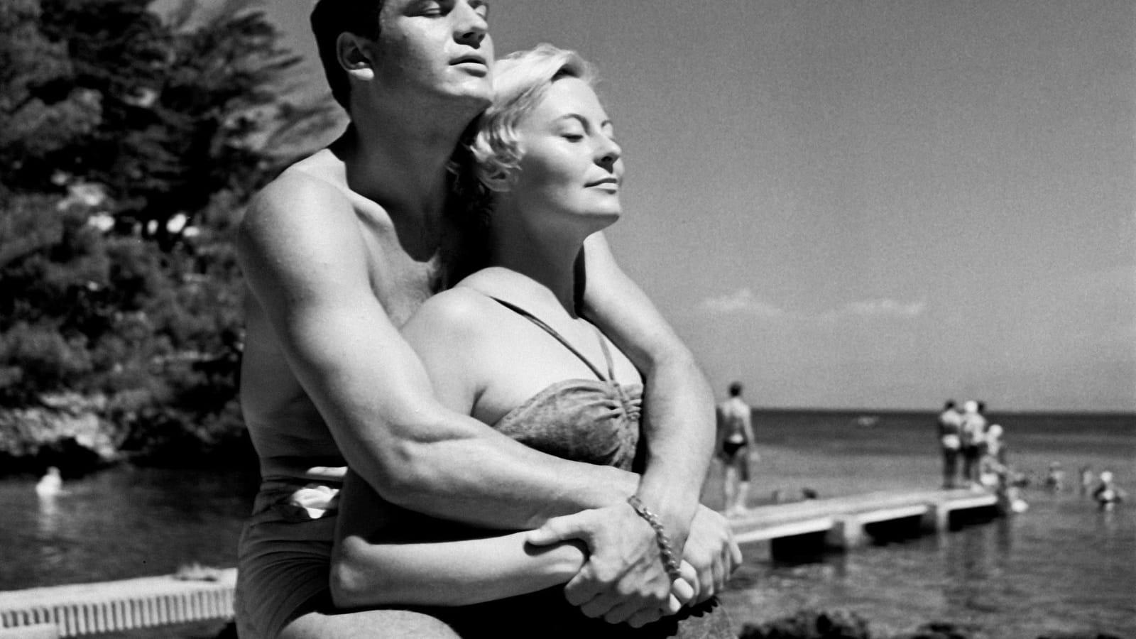Avec son 2e mari, Henri Vidal, au Cap d'Antibes