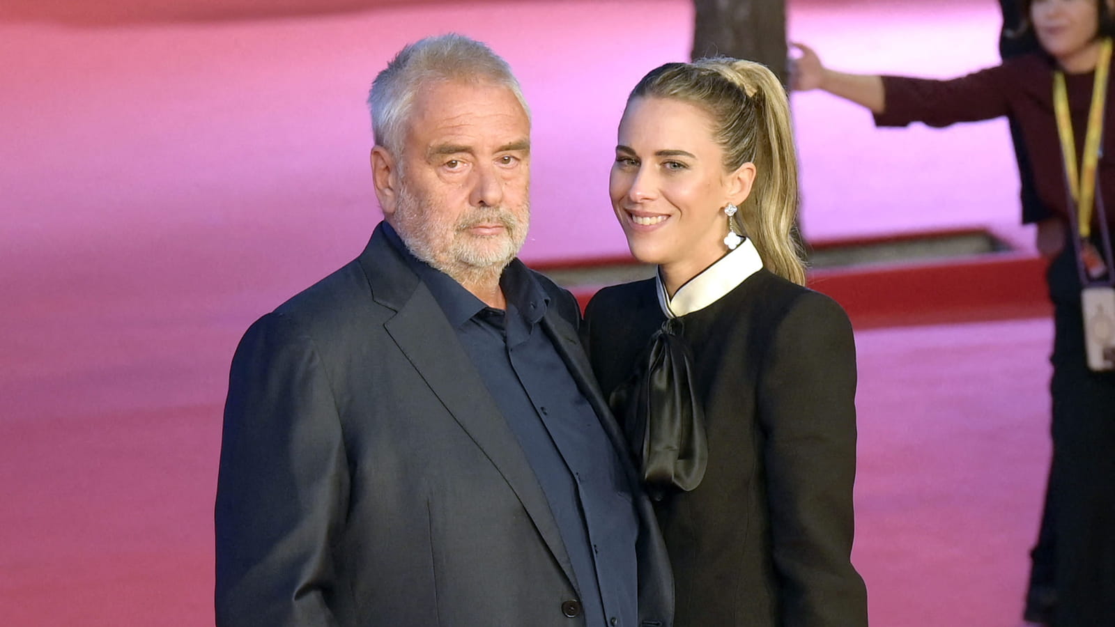 Luc Besson et sa compagne