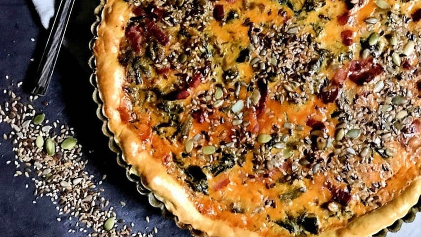 Quiche à la fondue de poireaux et graines mélangées