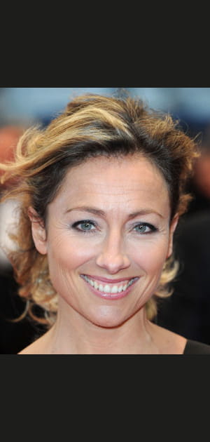 Rayonnante Anne-Sophie Lapix