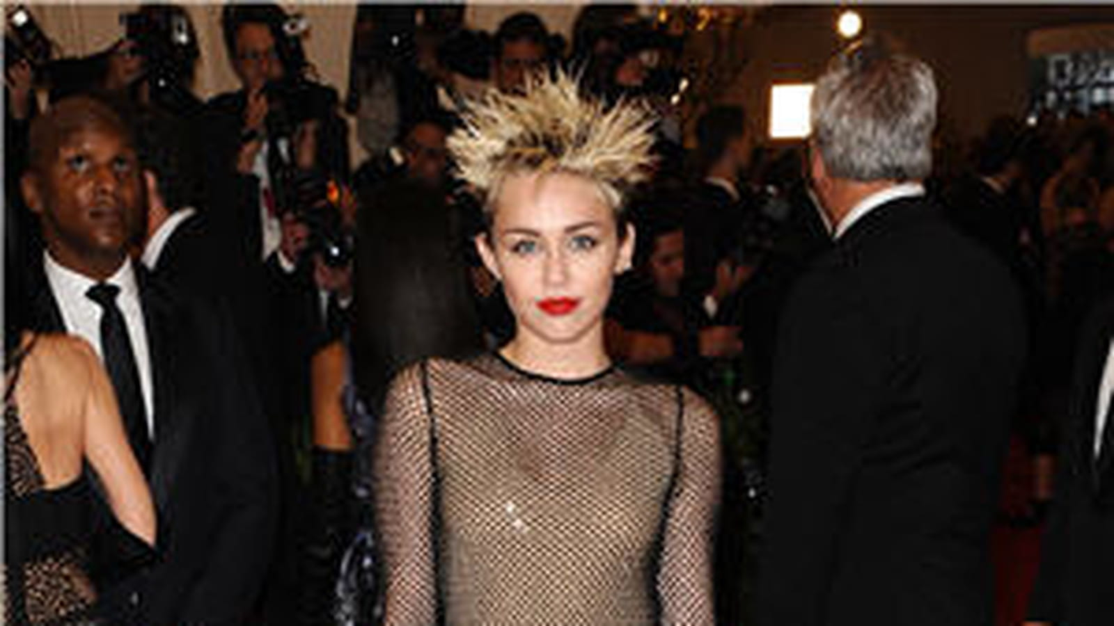 Miley Cyrus, 100 % résille 
