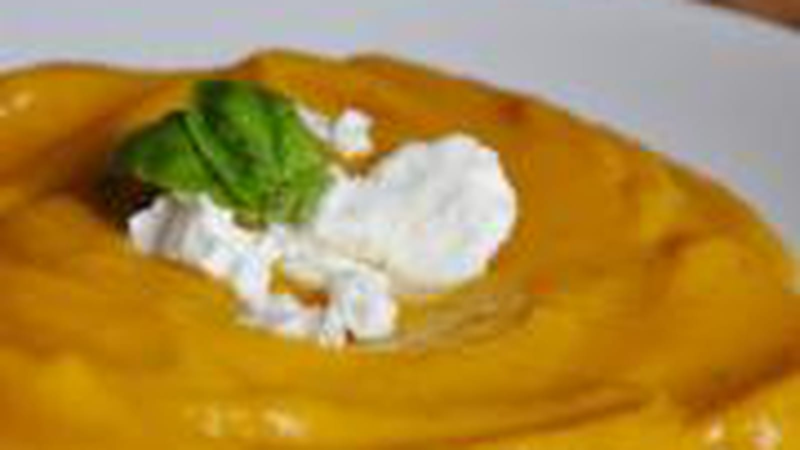 Purée de carottes au basilic