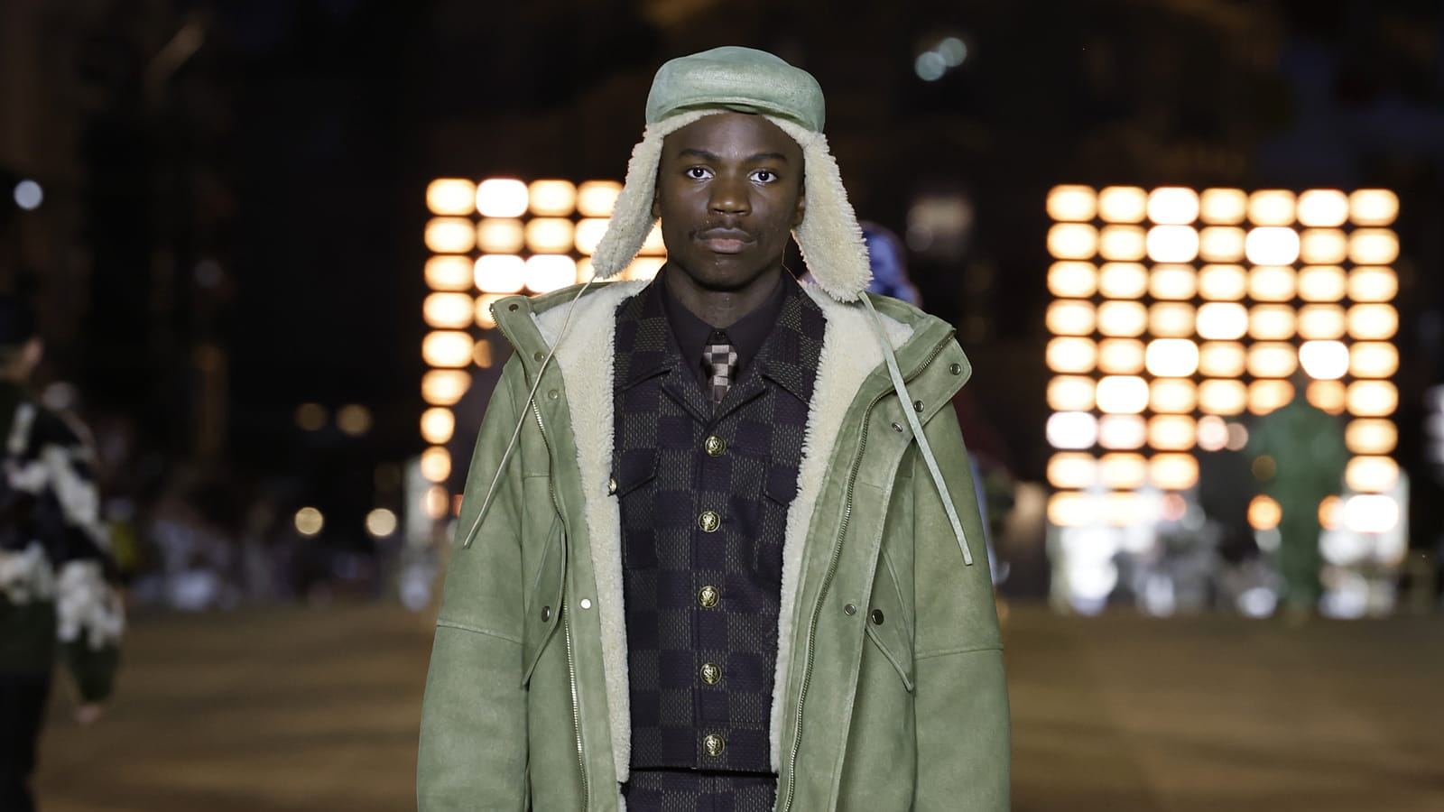 Look 22