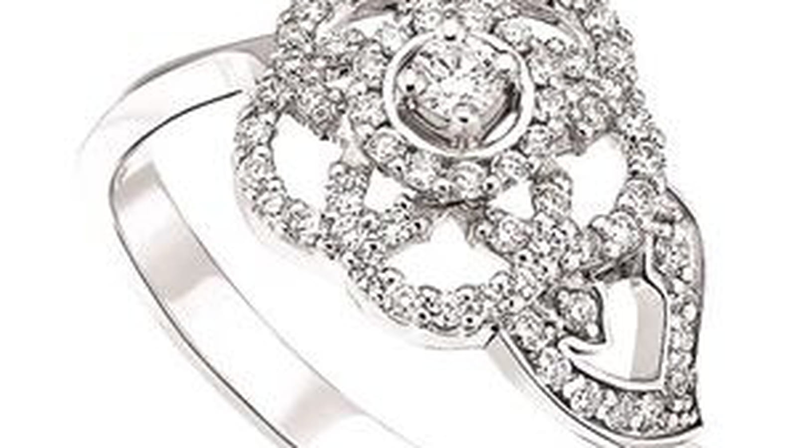 Bague "Camélia Brodé" de Chanel Joaillerie