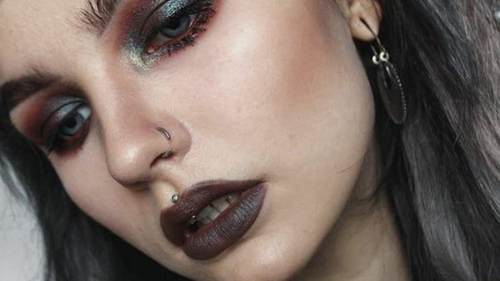 Maquillage gothique chocolat