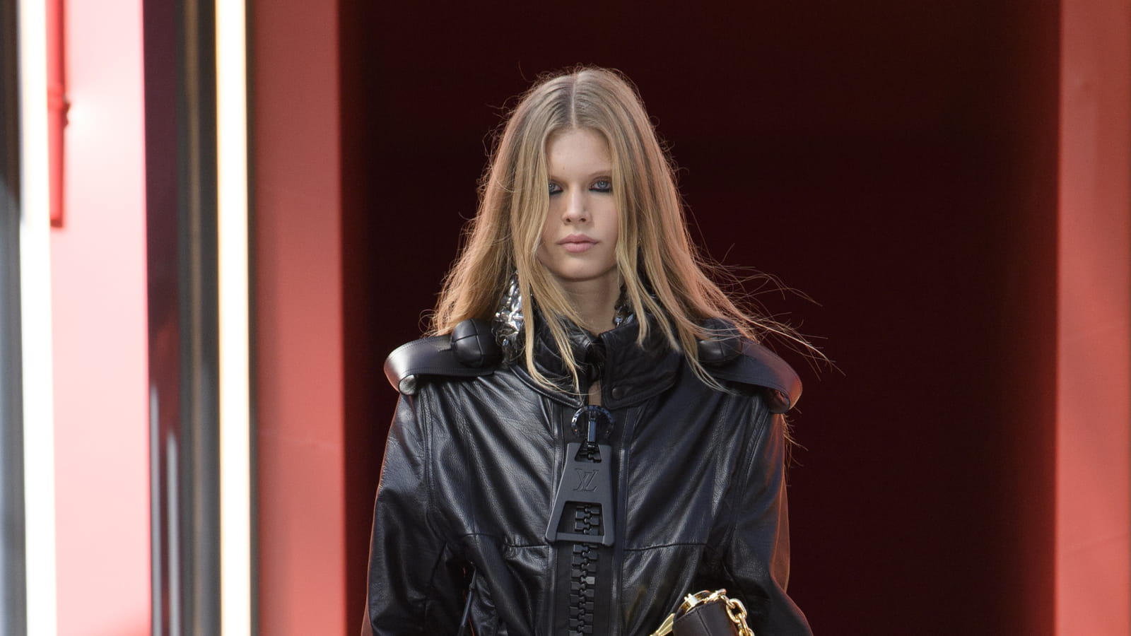Look 30