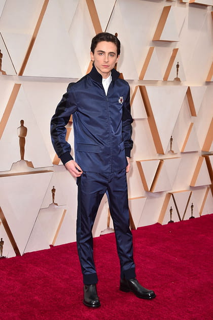 Timothée Chalamet en ensemble sportif satiné Prada