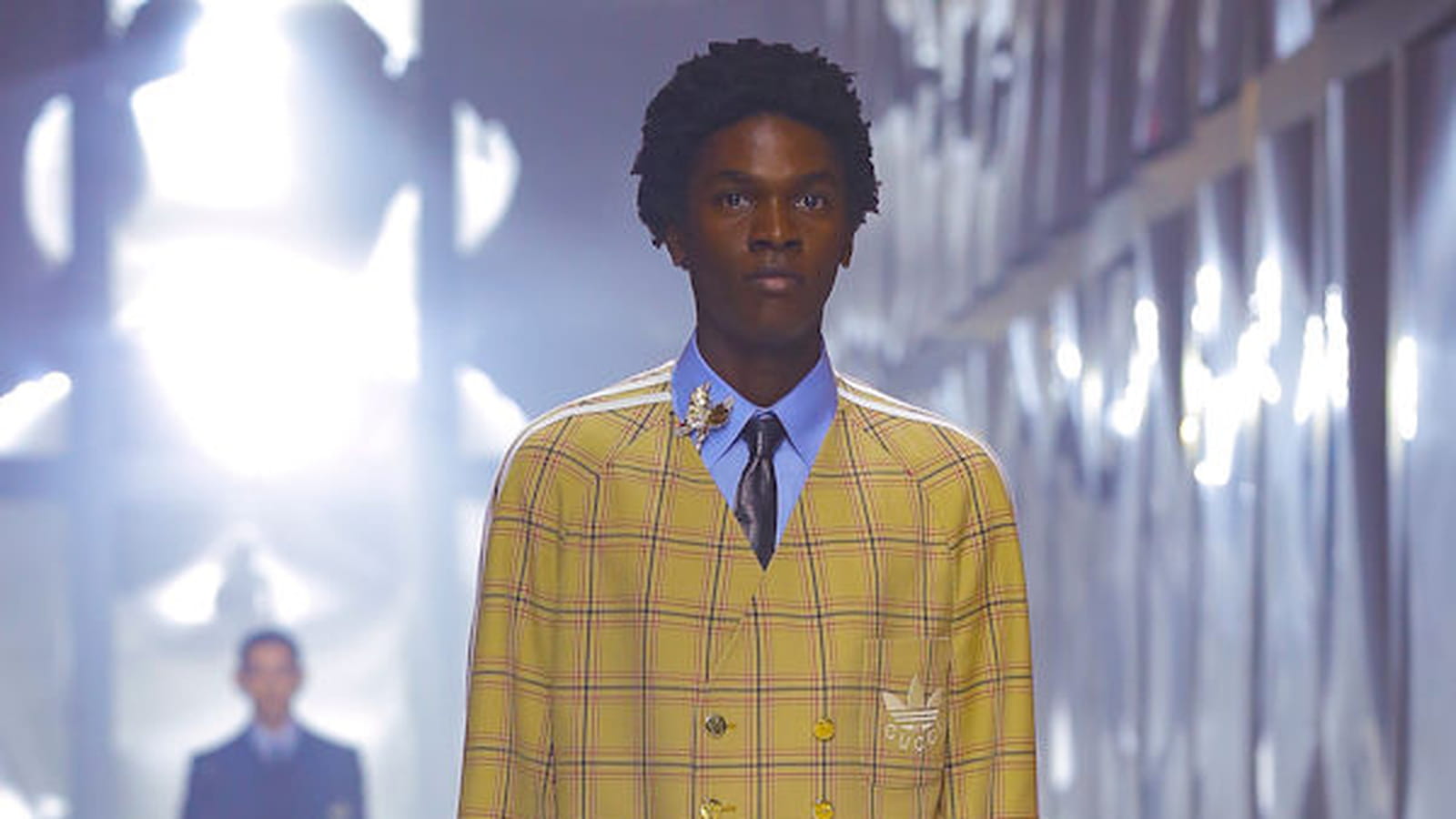 Look 17