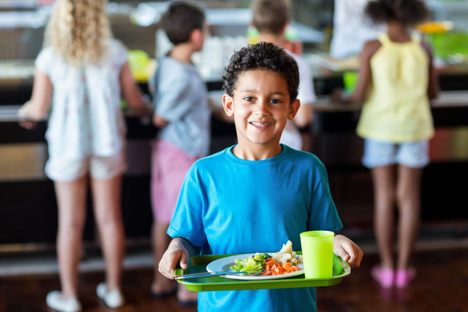 Cantine à un euro et petits-déjeuners gratuits à l'école