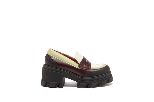 Mocassins en cuir de Ganni chez Matchesfashion