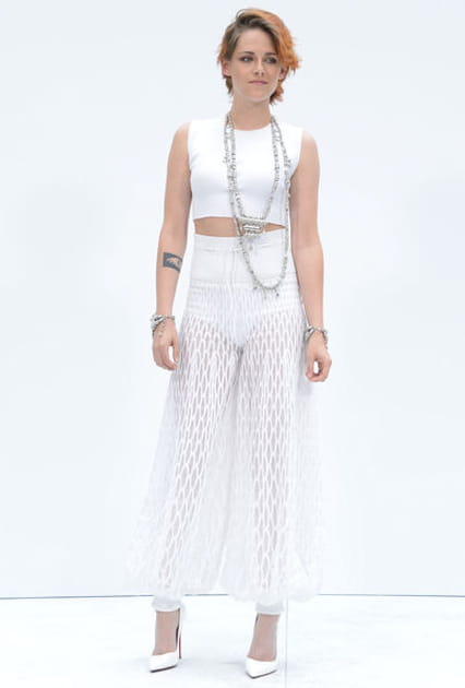 Kristen Stewart, toute en transparence au défilé Chanel