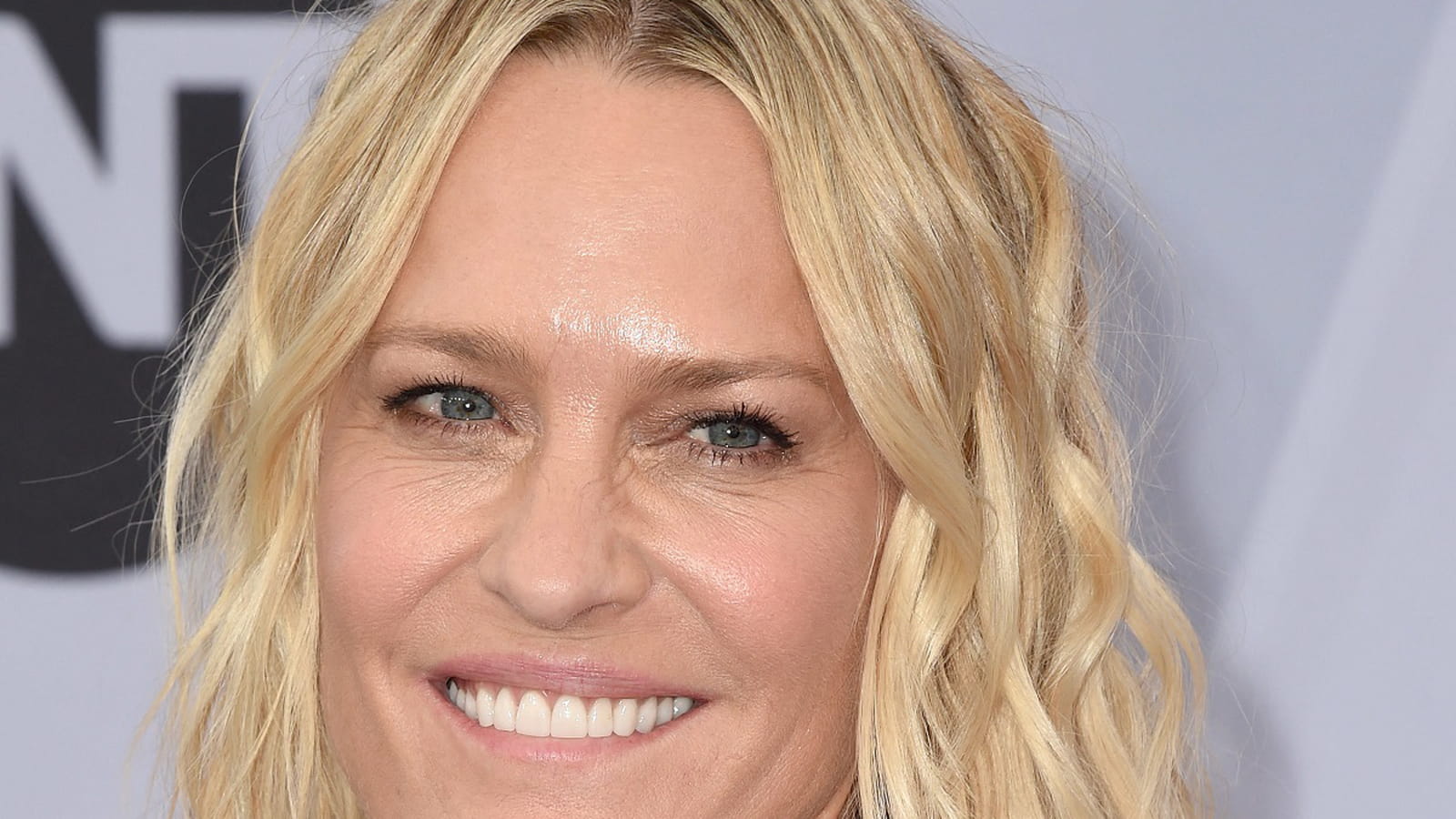 Robin Wright, avec un carré