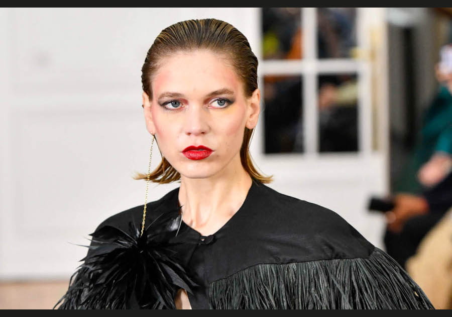 Le blush bold d'Imane Ayissi