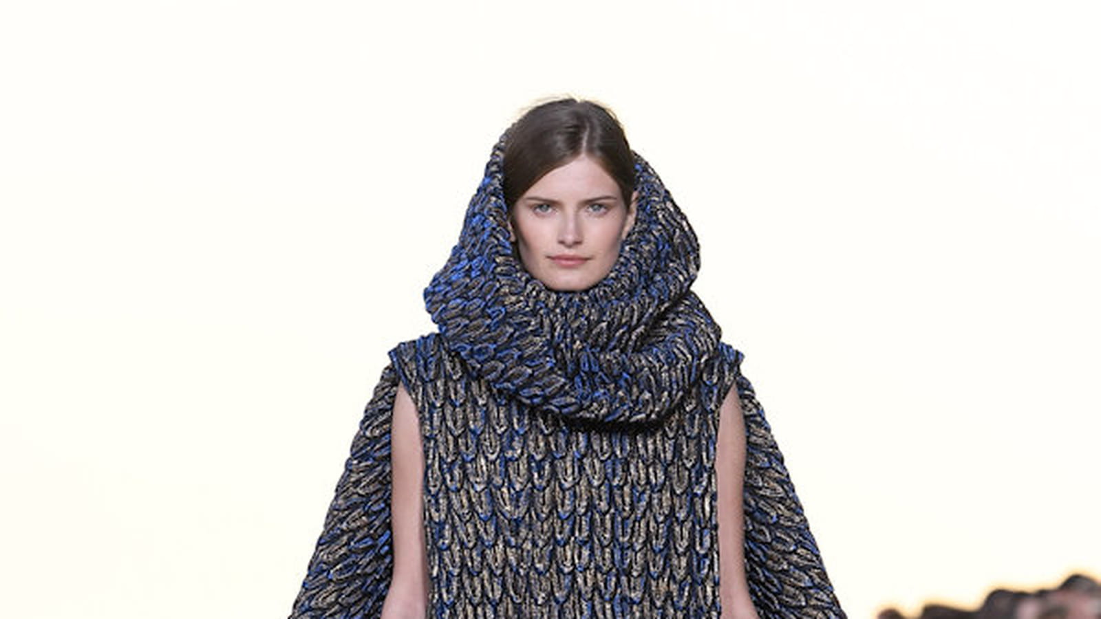Look 3