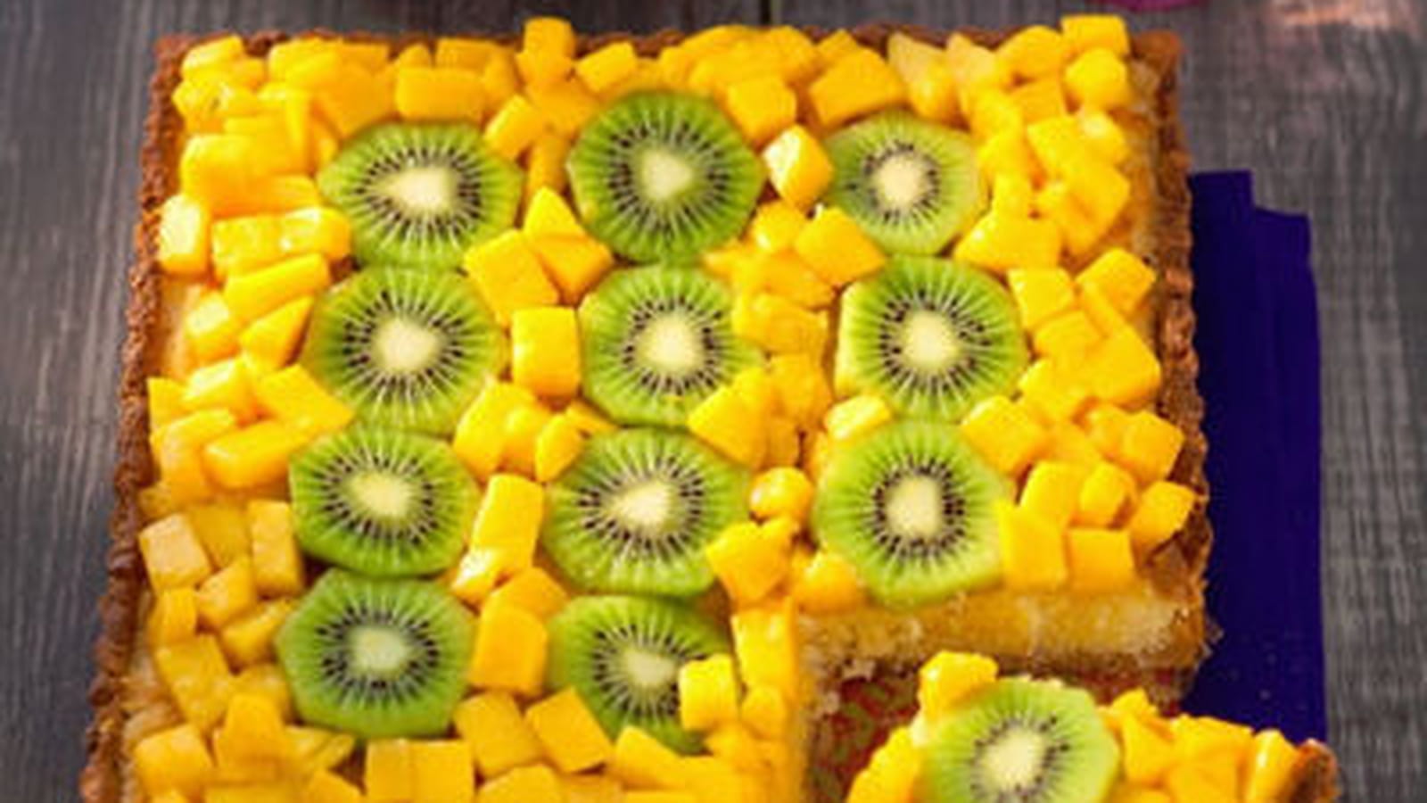 Tarte kiwi-mangue et noix de coco