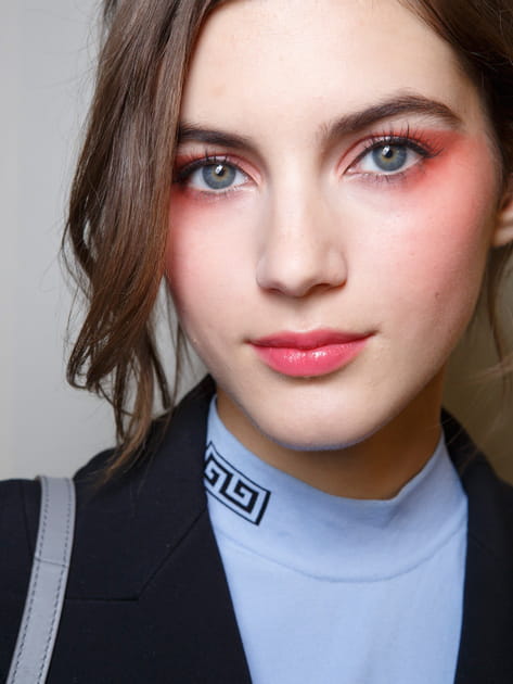 Le regard vibrant du d&eacute;fil&eacute; Giorgio Armani Priv&eacute;