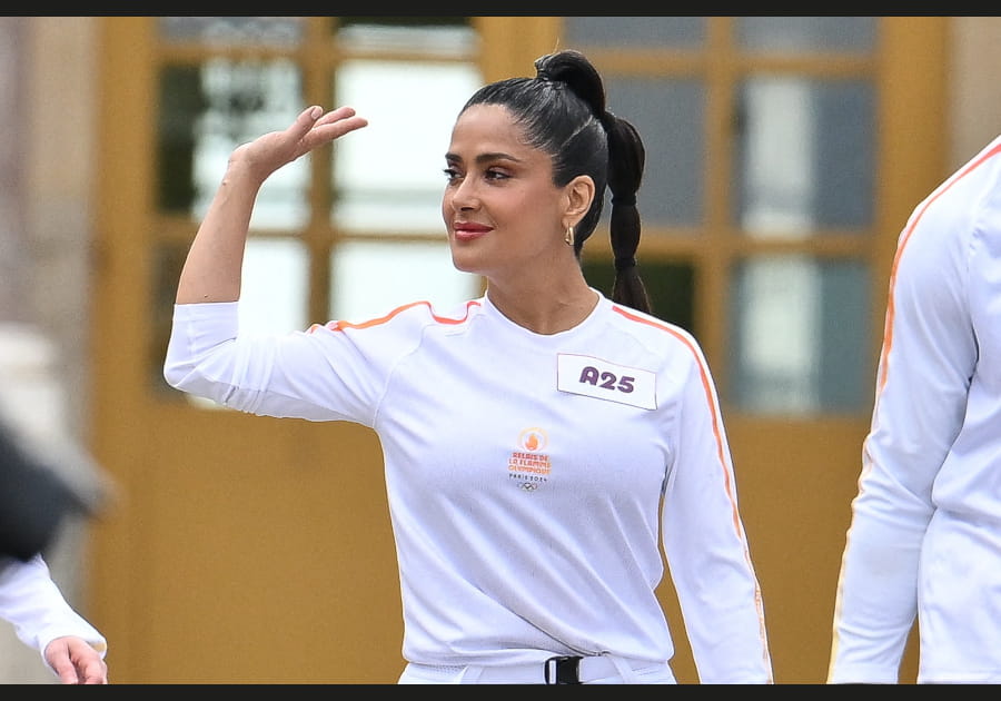 Top&nbsp;: la bubble braid de Salma Hayek