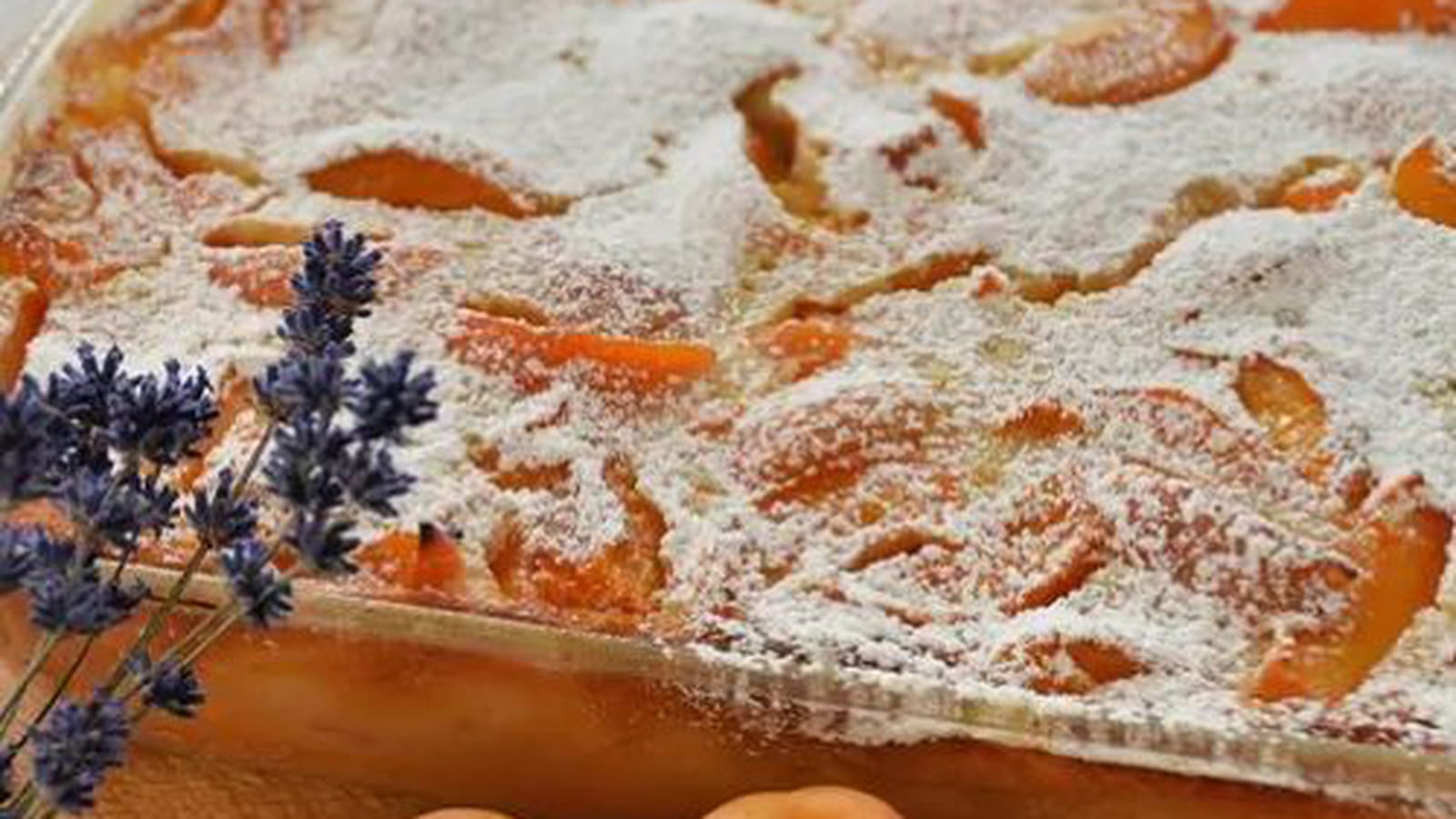 Clafoutis aux abricots & lavande