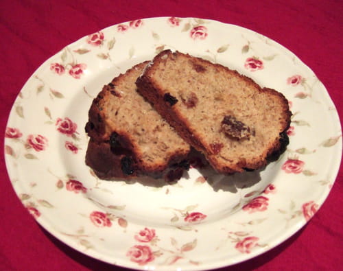 Gâteau aux raisins et à la cannelle