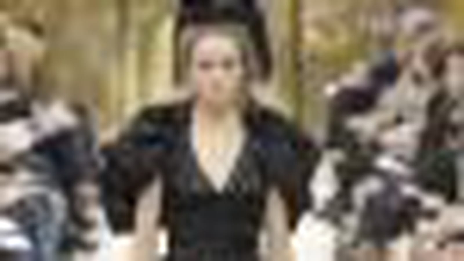 Robe boule noire de Louis Vuitton