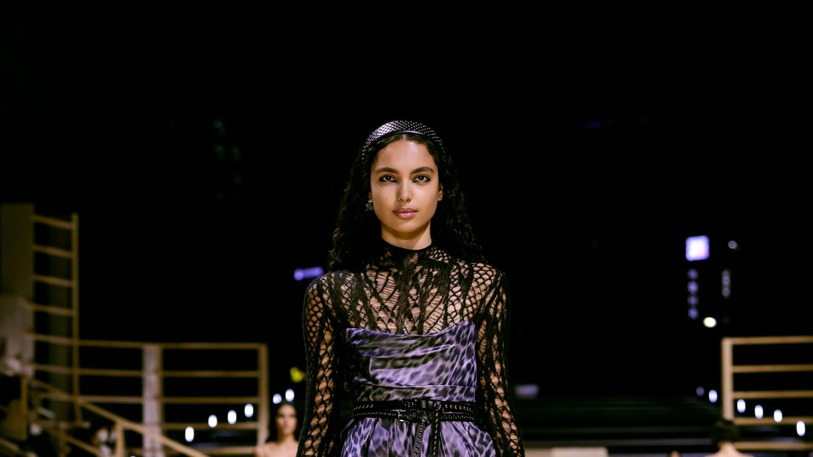 Look 75