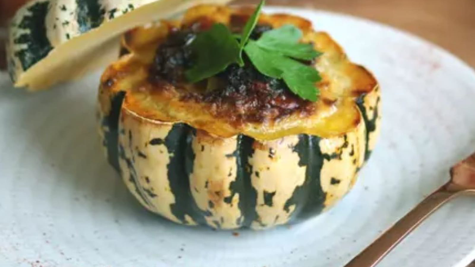 Courges patidou farcies à la viande hachée de veau et au comté
