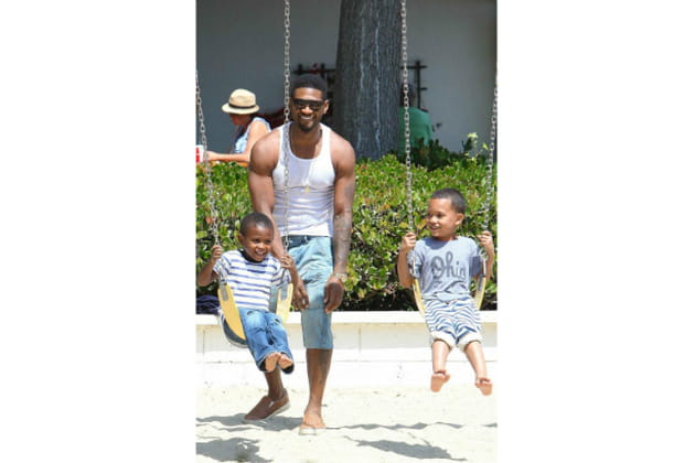 Usher et ses fils sous le soleil californien