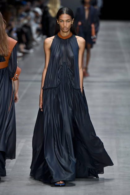 D&eacute;fil&eacute; Sportmax printemps-&eacute;t&eacute; 2020