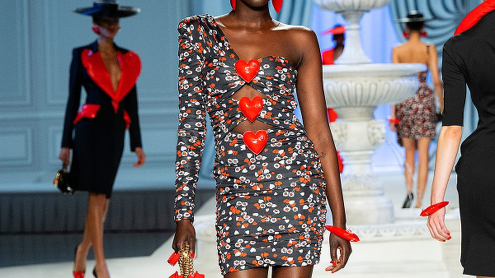 Look 10