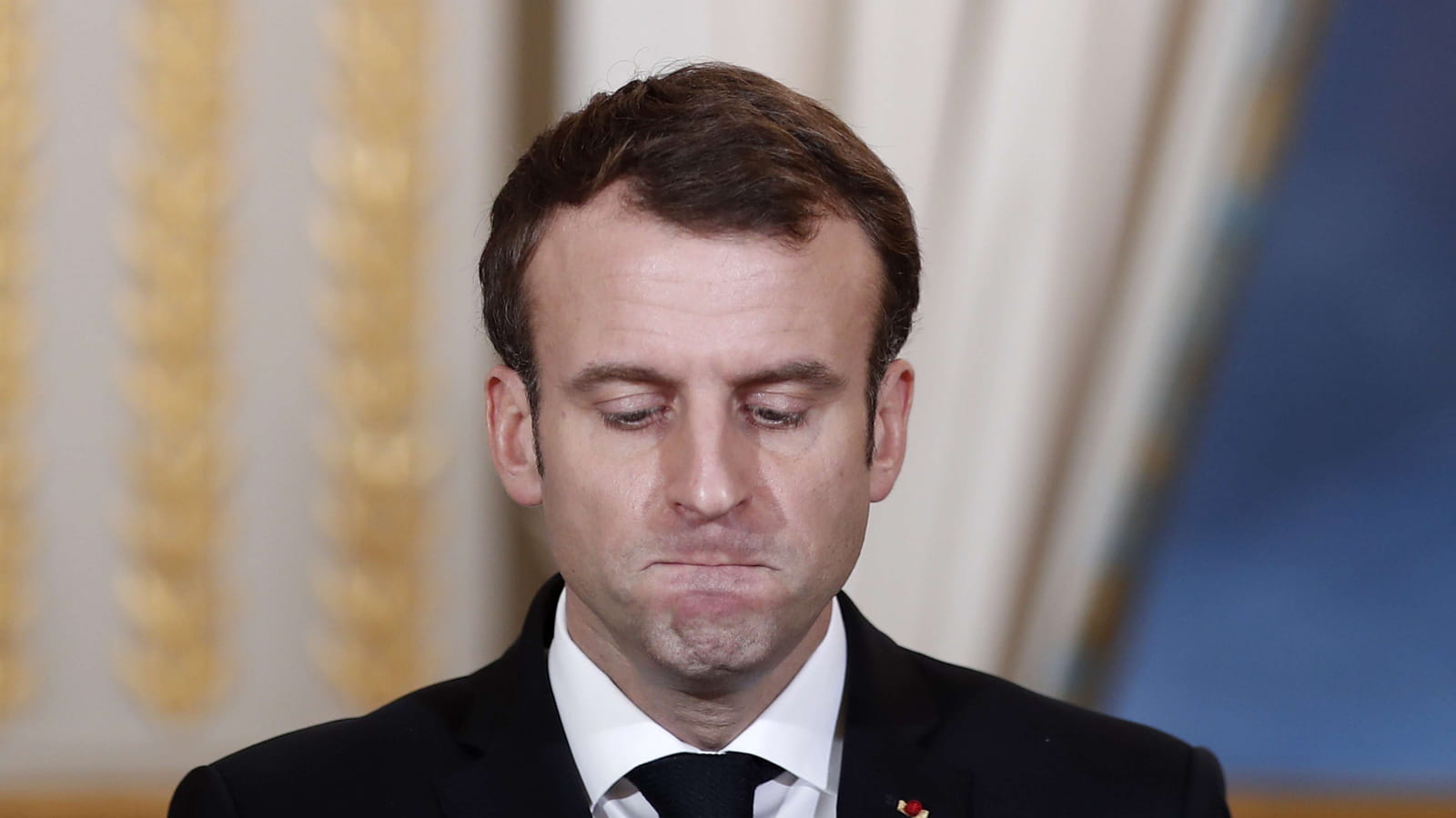 Emmanuel Macron fait la moue