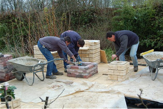 Au tour de la table basse