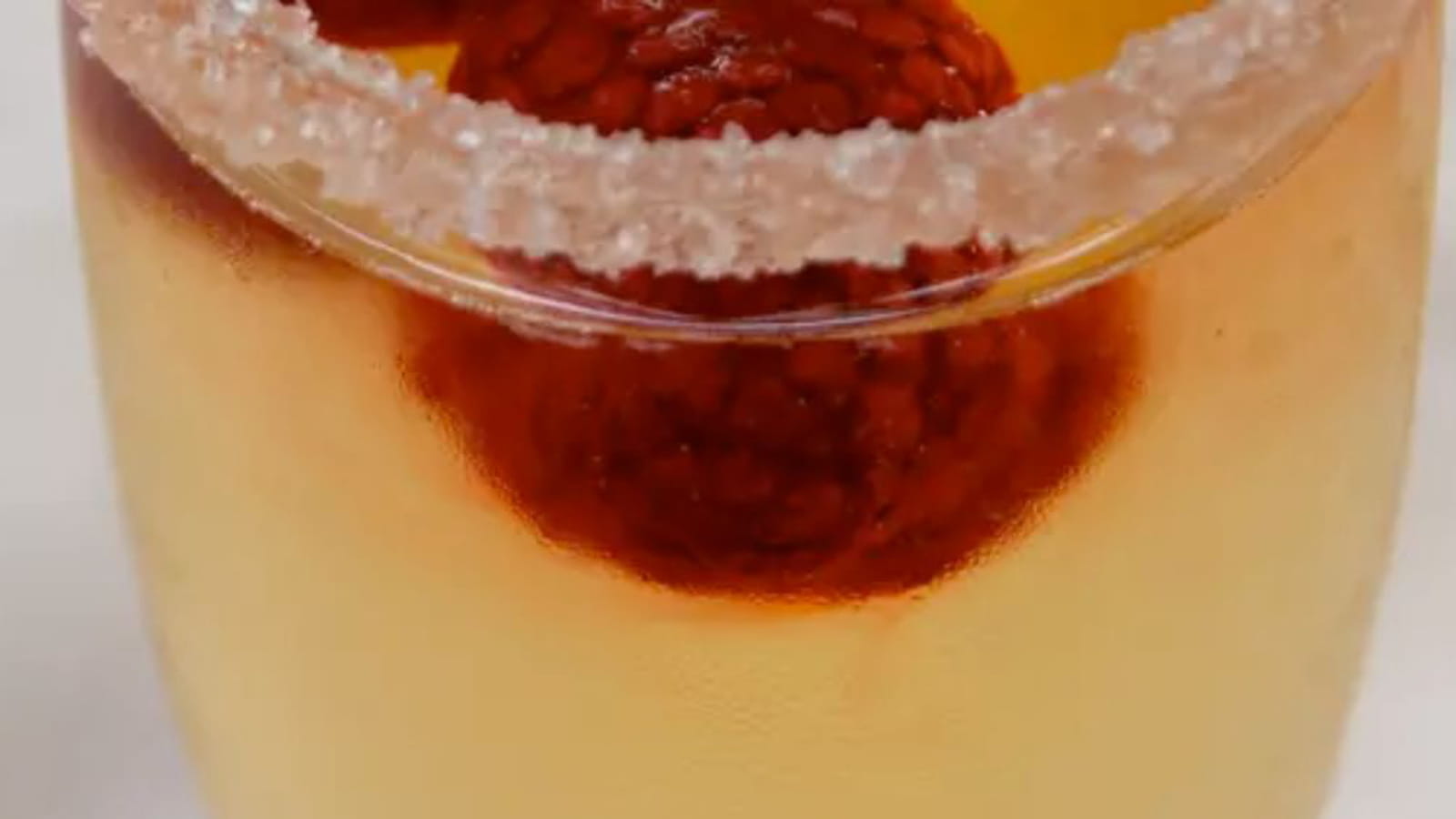 Champagne Ispahan