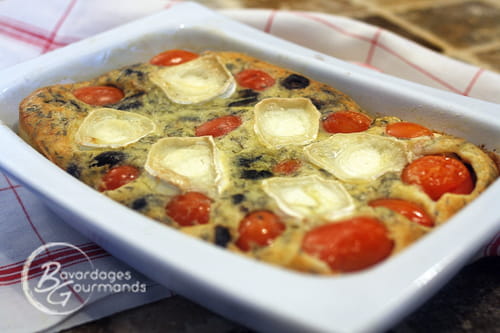 Clafoutis aux tomates cerises, olives noires et chèvre