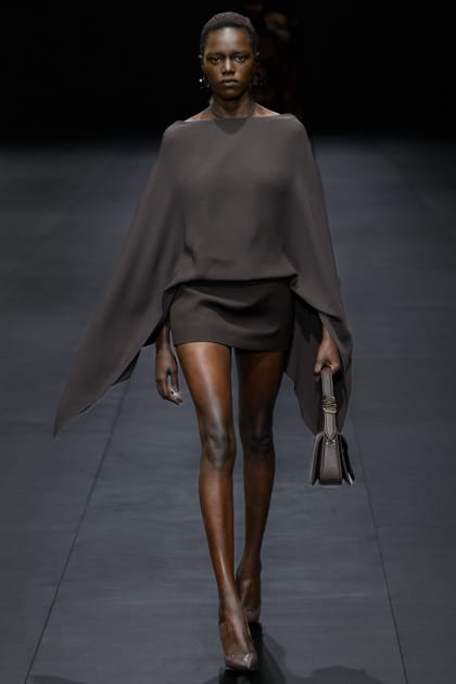 Look 7&nbsp;du d&eacute;fil&eacute; Valentino