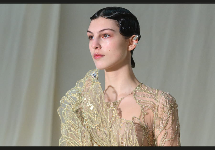 Le teint glowy d'Elie Saab