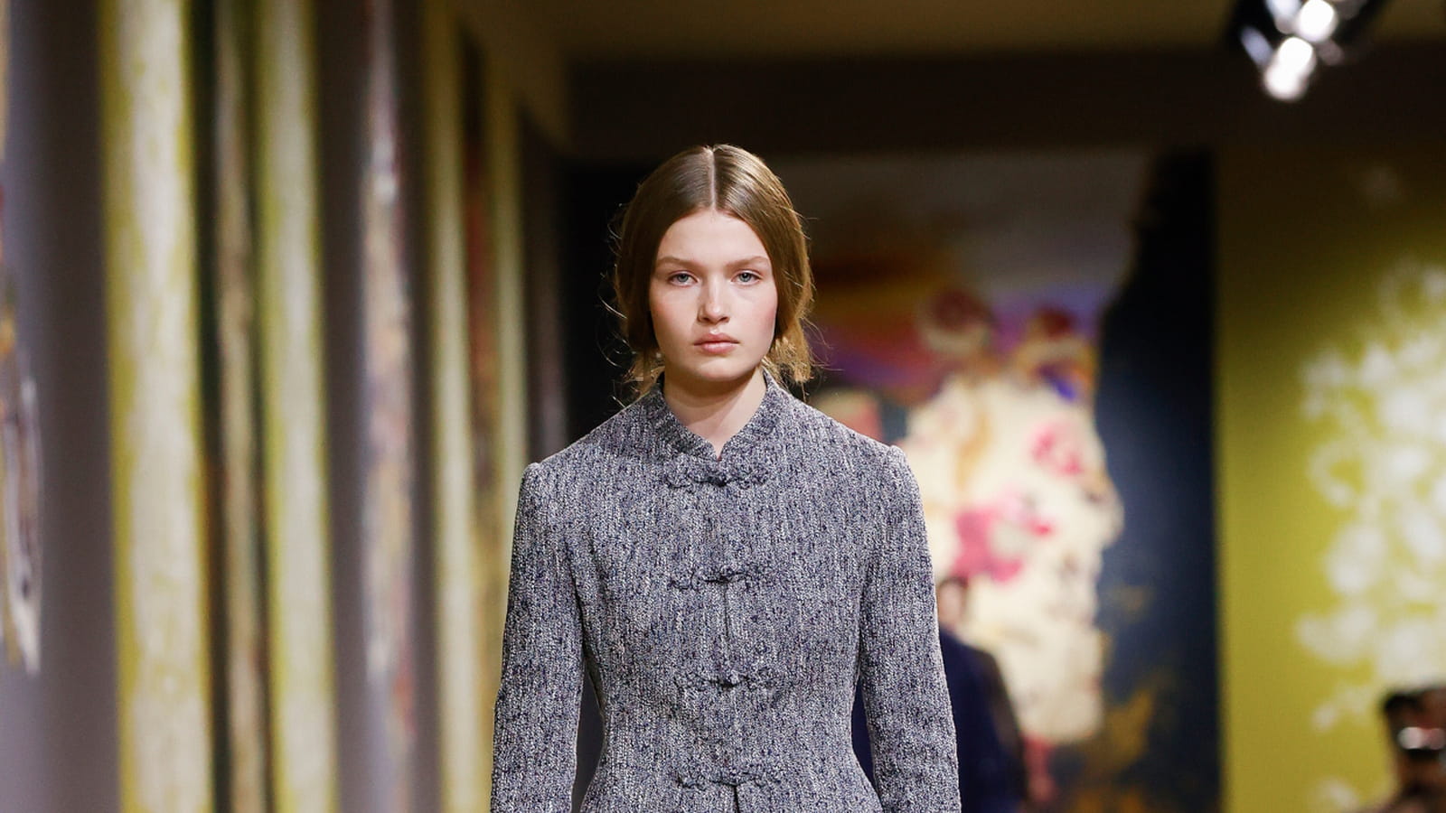 Look 50