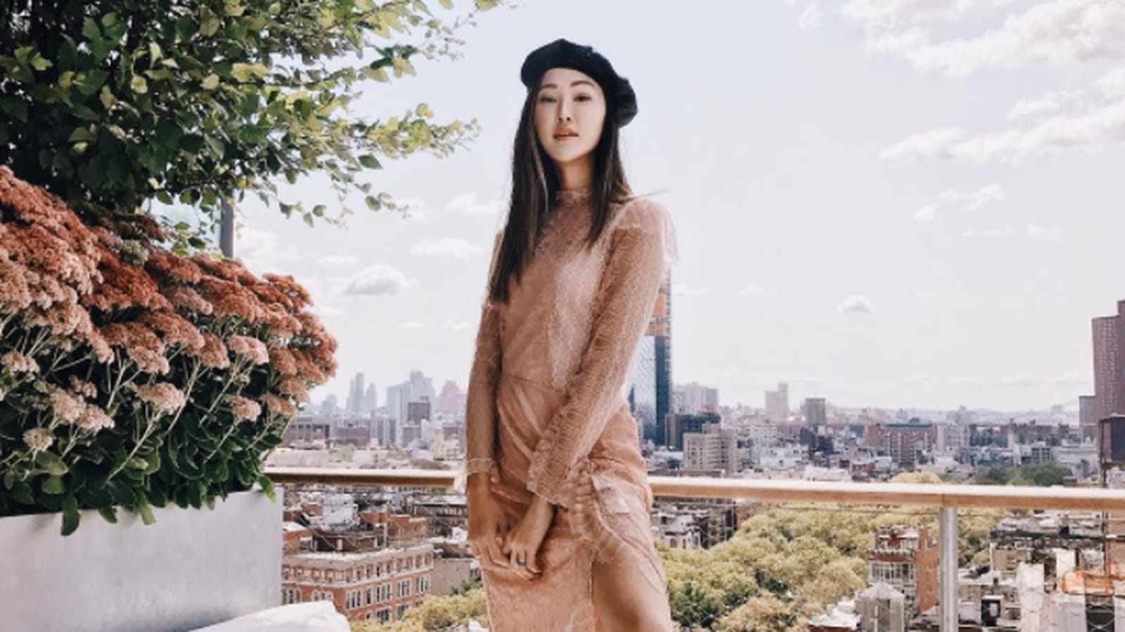 @chrisellelim